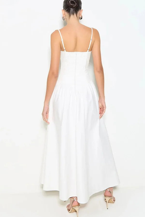 Sofie Midikleid mit gesmoktem Rücken, Taschen und hoher Taille