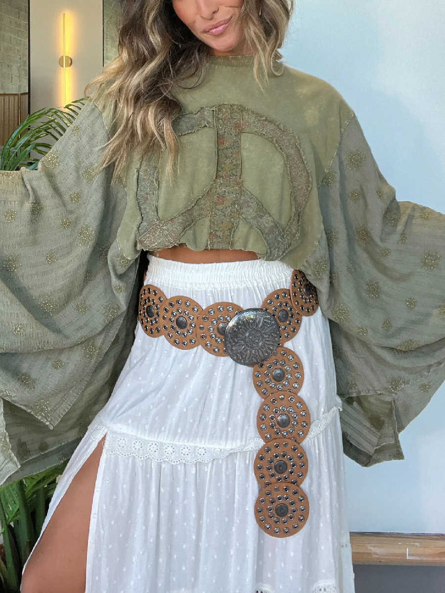 Peace Within T-Shirt mit Kimonoärmeln in Olivgrün