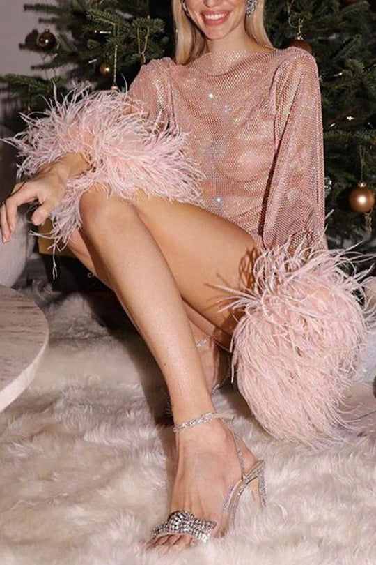 Night Surprise Party-Minikleid mit Strass-Stoff und Federärmeln