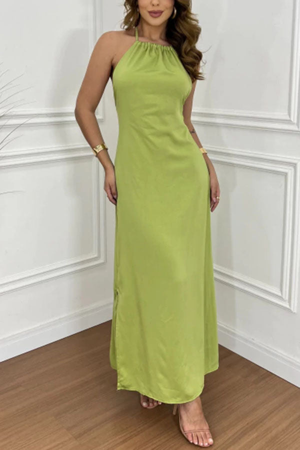 Chasing Sunlight – Rückenfreies A-Linien-Maxikleid mit Neckholder, Quaste und Schlitz