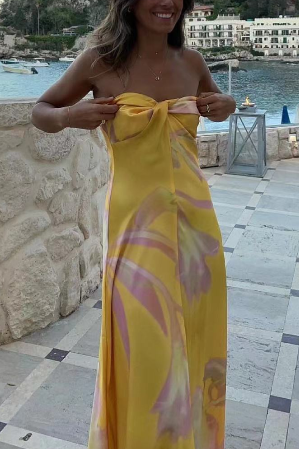 Temperamentvolles, strukturiertes Tube-Top-Kleid aus Satin mit Print