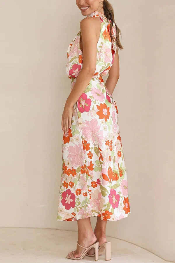 Robe longue fleurie à col licou et taille élastique Fascinating Day