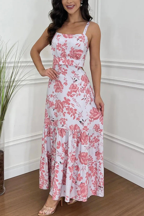 Vintage Charm – Geblümtes Maxikleid mit Cut-Outs am Rücken