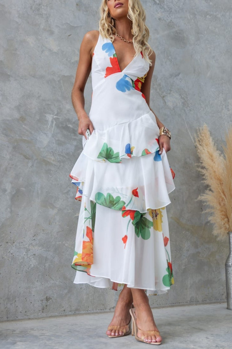 Erfrischendes Maxikleid mit Blumenmuster, Schnürung auf der Rückseite und mehrstufigem Rüschensaum