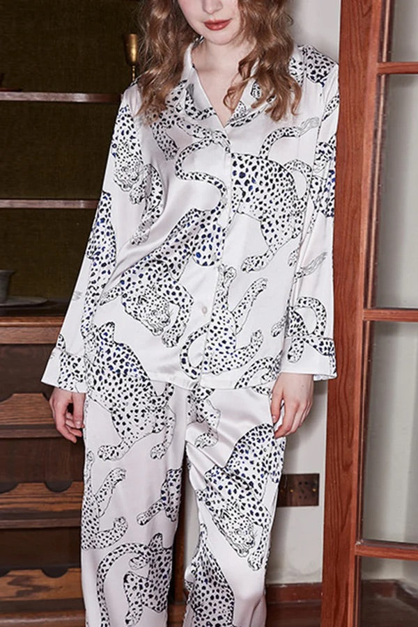 Weißes, langärmliges Home-Zweiteiler-Set mit Jaguar-Print