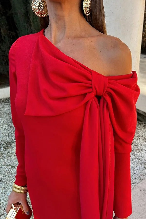 Robe longue Vanessa unie à manches longues, coupe ajustée, surdimensionnée, avec nœud papillon