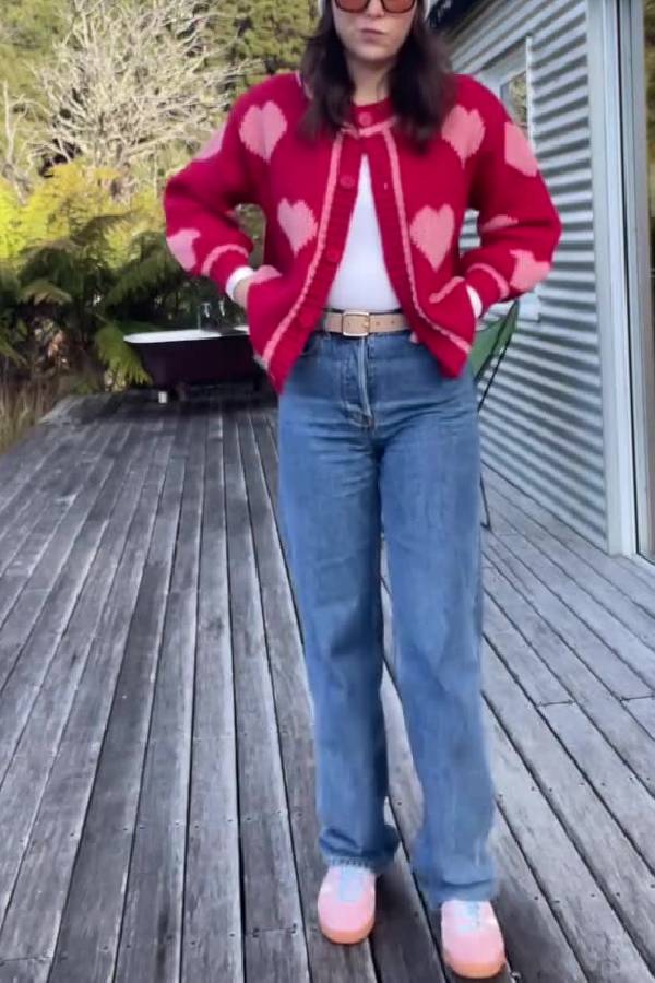 Gemütlicher Freizeitpullover in Herzform