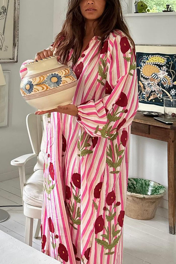 Kaftan-Midikleid aus Leinenmischung mit Blumen- und Streifenmuster, Knopfleiste, Gürtel und Taschen