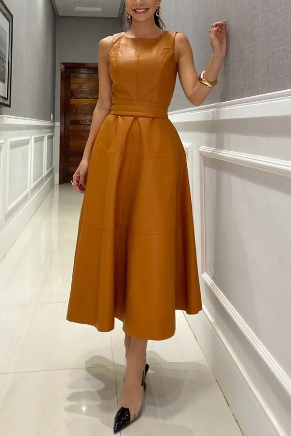 Chic Ensemble – Midikleid aus Kunstleder mit Prinzessinnen-Print und Reißverschluss hinten