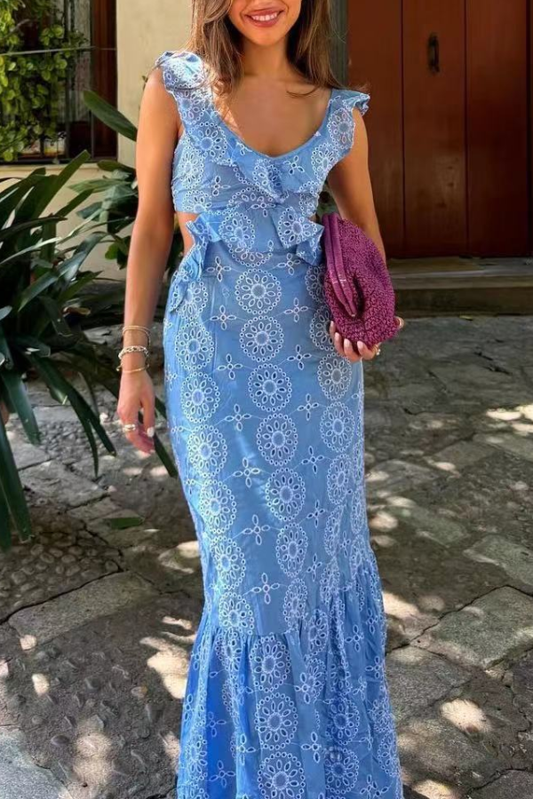 Gestuftes, verziertes Midikleid aus Spitze