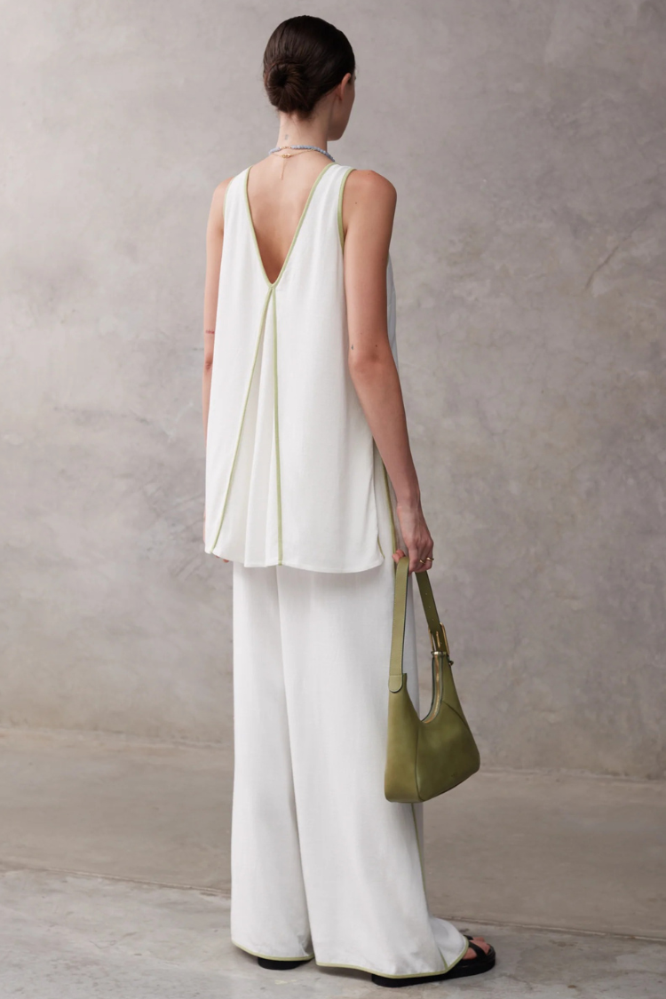 Vera A-Linien-Tanktop mit kontrastierenden Paspeleinsätzen und Hose mit weitem Bein und elastischer Taille