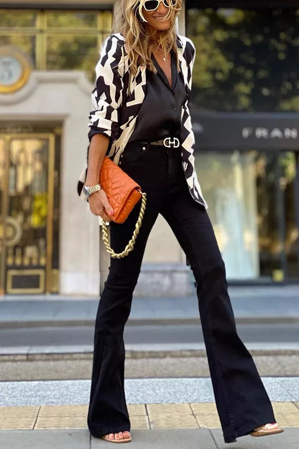 Uptown Girl – Bedruckter Blazer mit Taschen