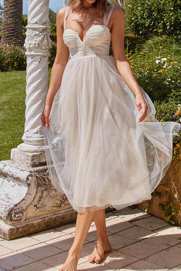 Classy Event – Tüll-Midikleid mit herzförmigem Ausschnitt und Schnürung am Rücken