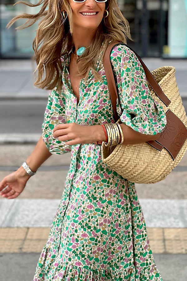Robe sirène à manches bouffantes et col boutonné à cinq points
