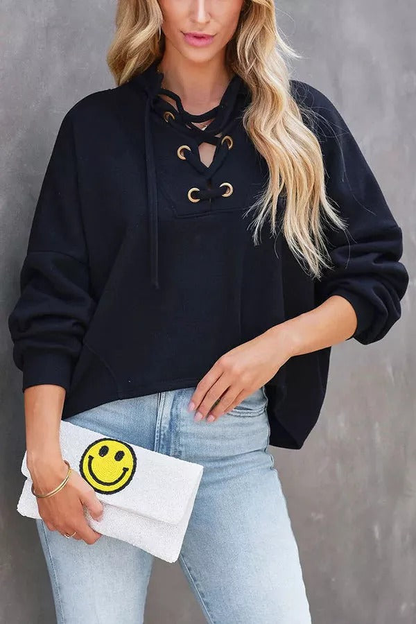 Selena – Kapuzenpullover mit Schnürung