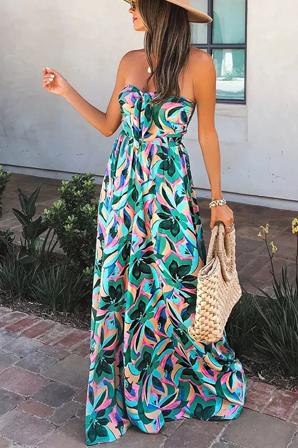 Paradise Calling – Schulterfreier Jumpsuit mit tropischem Print