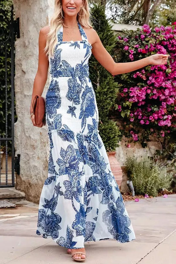 Calling Your Name – Gesmoktes Neckholder-Maxikleid