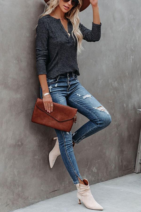 Langarm-Oberteil mit V-Ausschnitt