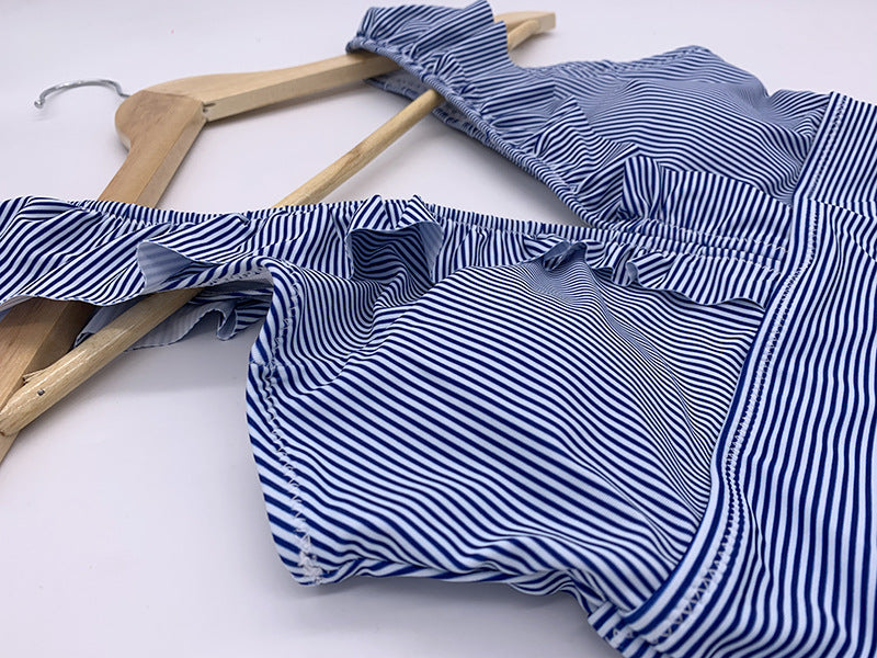 Bikini taille haute à rayures et volants, dos nu
