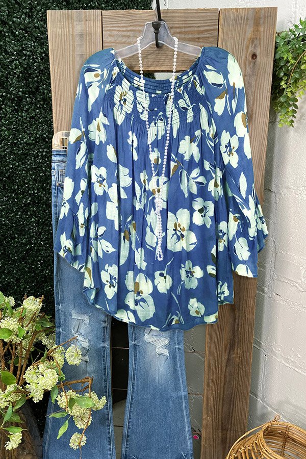 Chiffon-Top mit plissiertem Blumenmuster und Rüschen