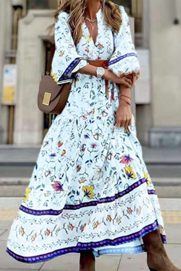 Langärmliges Maxikleid in A-Linie mit Knopfleiste und Lavendel-Print