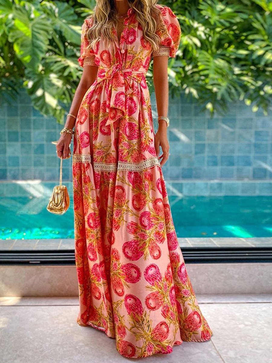 Kurzärmliges Kleid mit Bohemian-Print