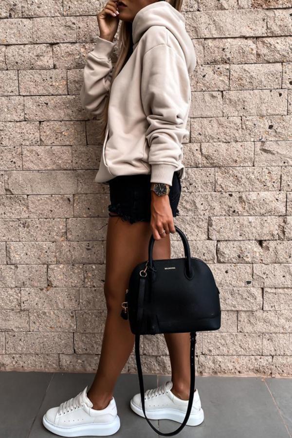 Einfarbiges Kapuzen-Sweatshirt mit Tasche