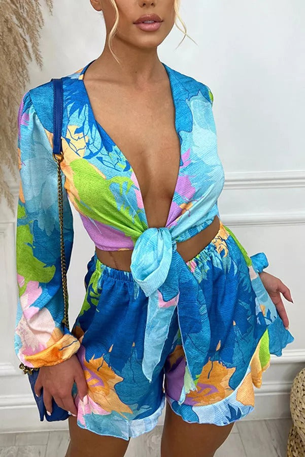 Glowing Girl – Shorts-Anzug mit abstraktem Print und Bindeband vorne