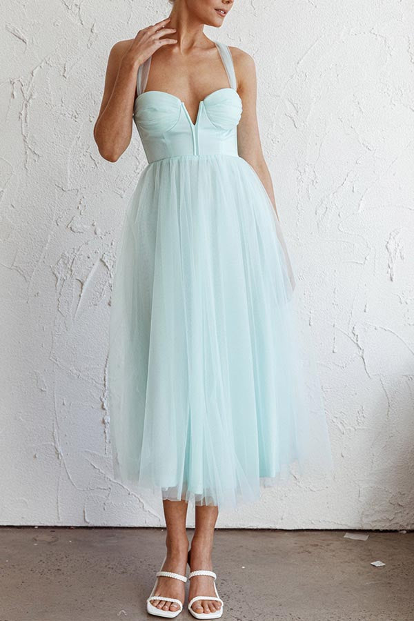 Classy Event – Tüll-Midikleid mit herzförmigem Ausschnitt und Schnürung am Rücken