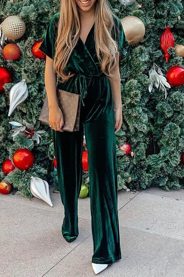 Lässiger Jumpsuit aus Samt in Gold von Roschic mit V-Ausschnitt