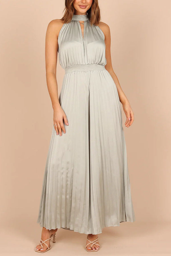 Callie Satin-Jumpsuit mit Neckholder, Cut-Out-Ausschnitt, plissiertem Bund und elastischer Taille