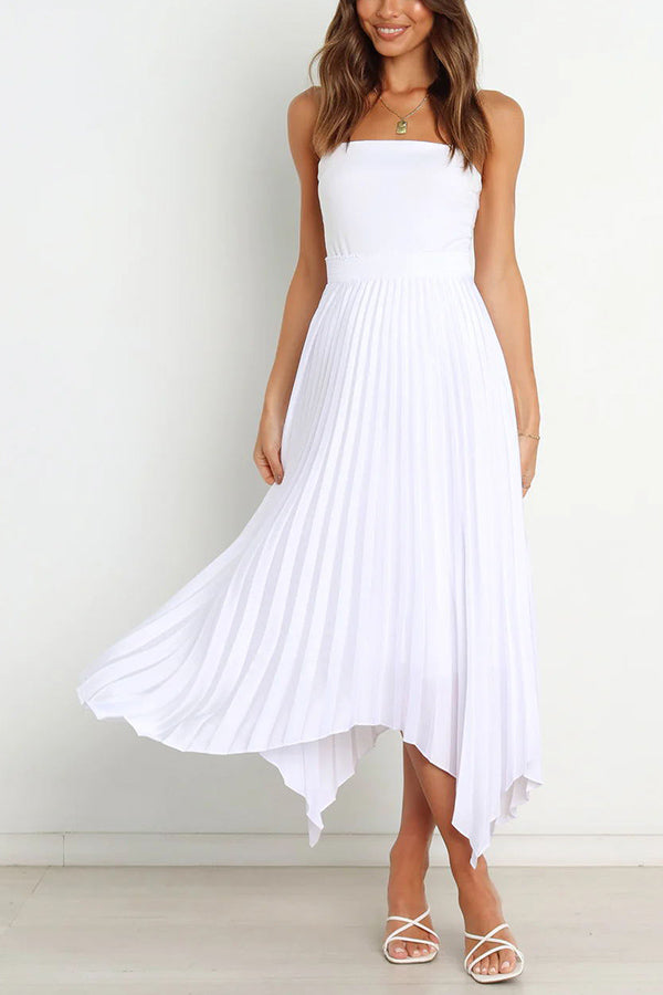 Yris Midirock aus Satin mit plissiertem, elastischem Bund und asymmetrischem Saum