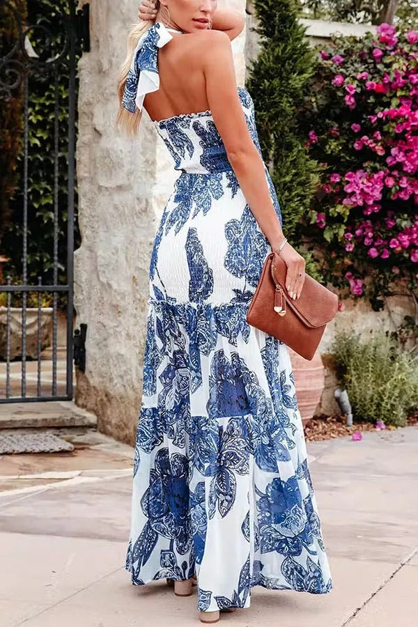 Calling Your Name – Gesmoktes Neckholder-Maxikleid