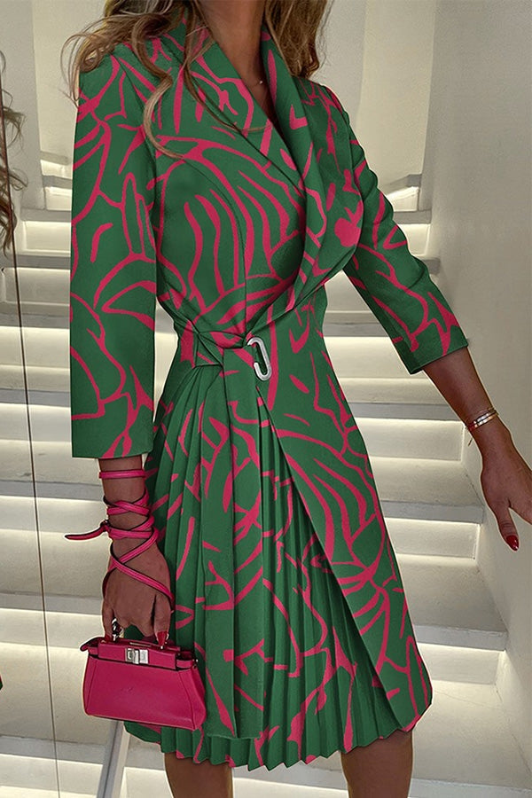 Blazerkleid mit Plissierung und Bindedetail