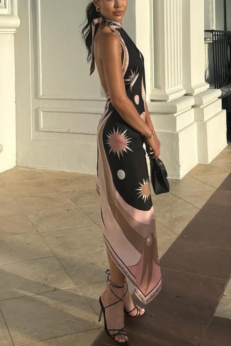 Satin Einzigartiger Druck Neckholder Rückenfreies Unregelmäßiges Urlaubs-Midikleid