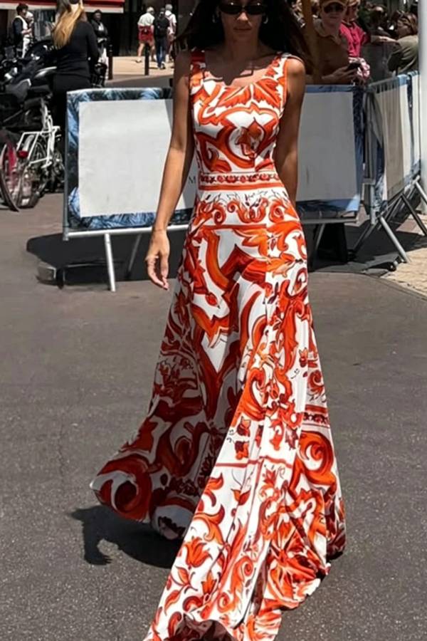Arnell Contrast Color Artistic Floral Print Square Neck Pleated Hem Maxi Dress
