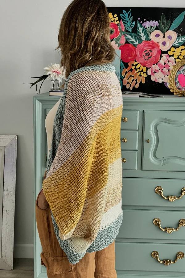 Fashionable colorful wool cardigan