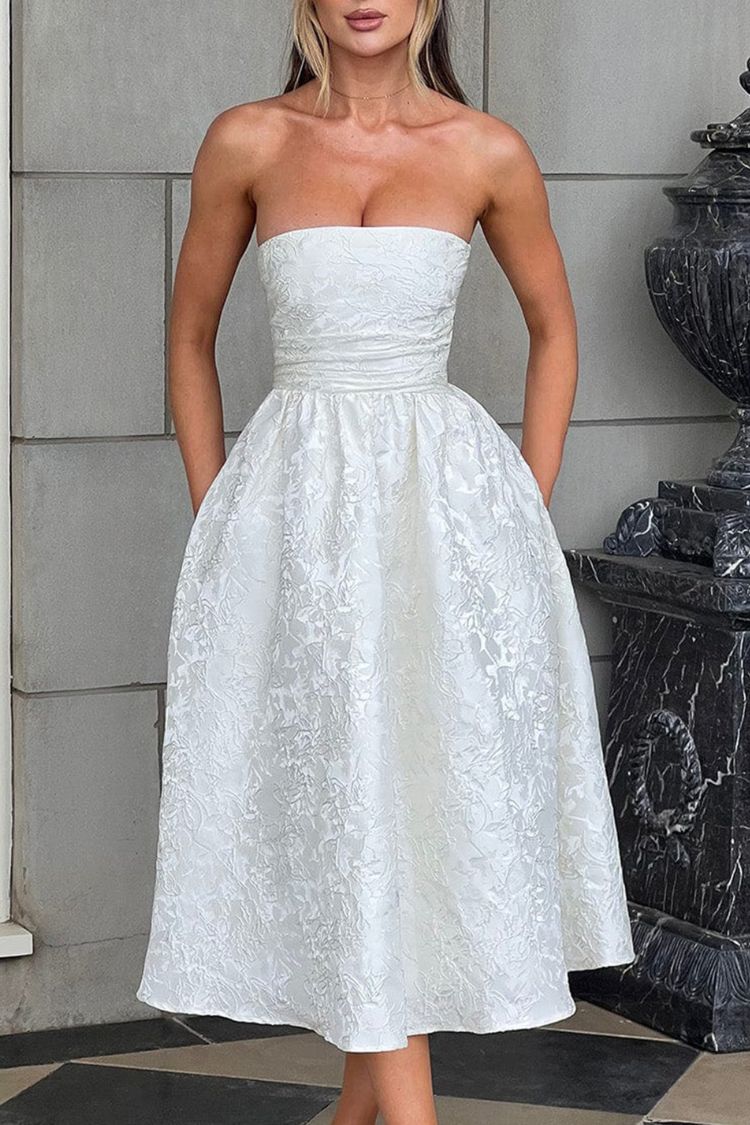 Elegantes Maxikleid aus Jacquardstoff mit Hosenträgern und schmalem Fischschwanz