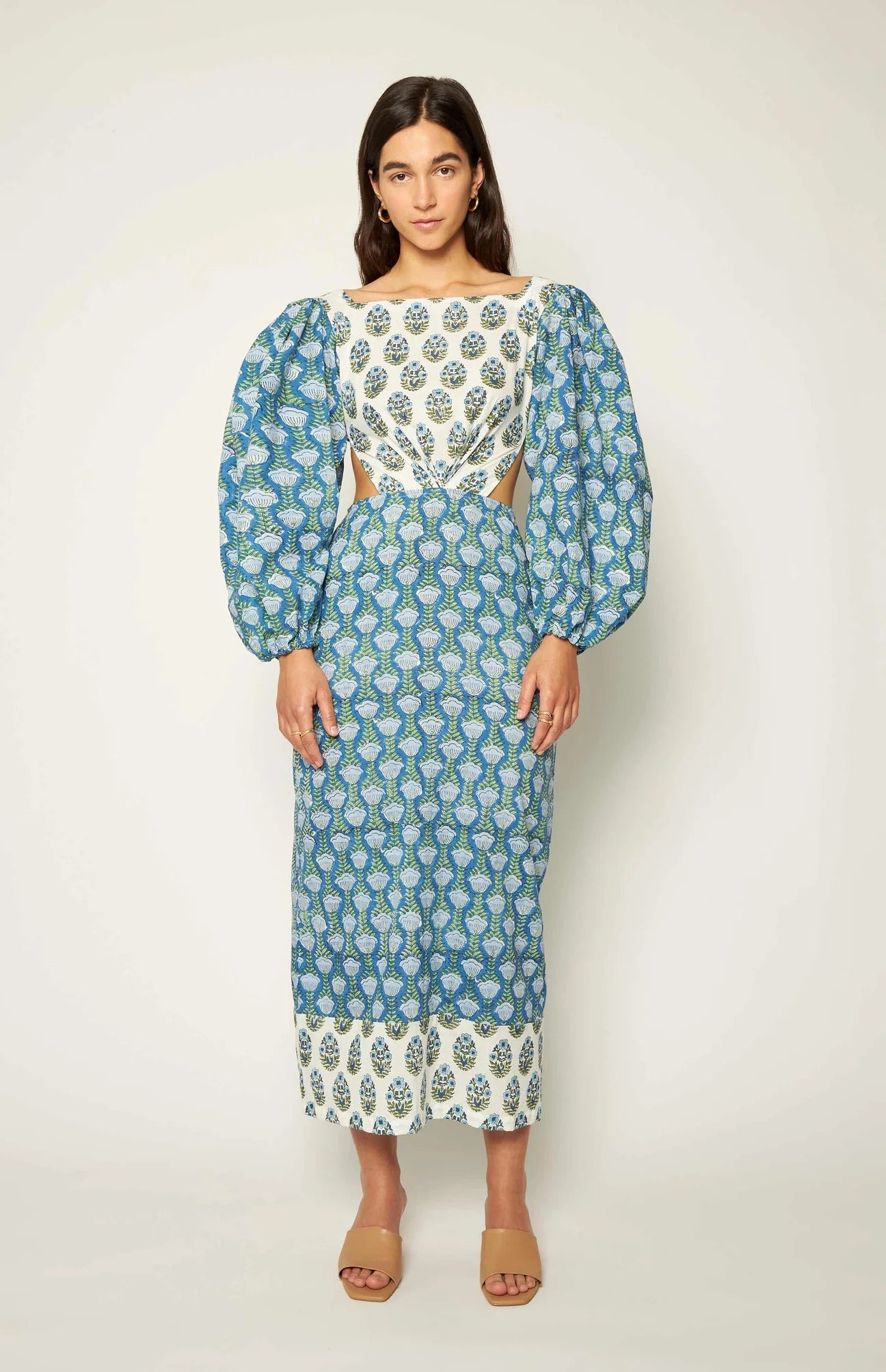 Mei Linen Blend Unique Print Puff Sleeve Cutout Back Tie-up Midi Dress