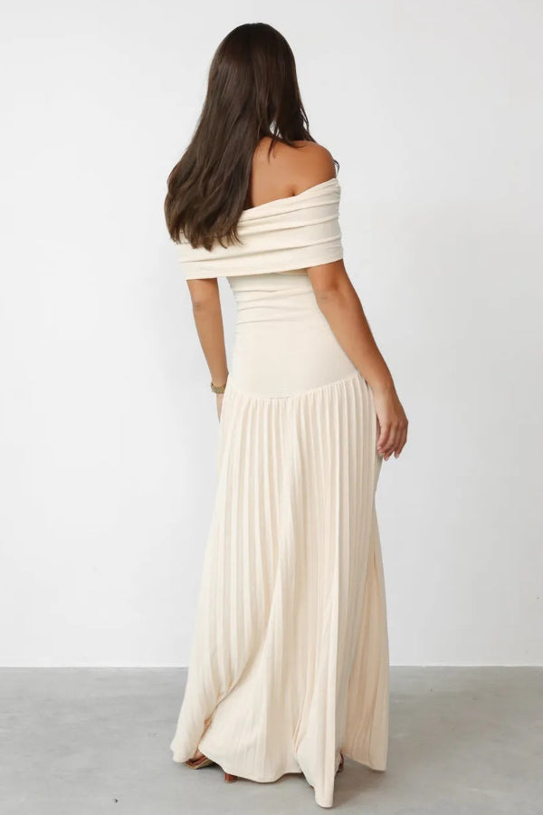 Sexy Off-shoulder Slim Fit Pleated Maxi Dress