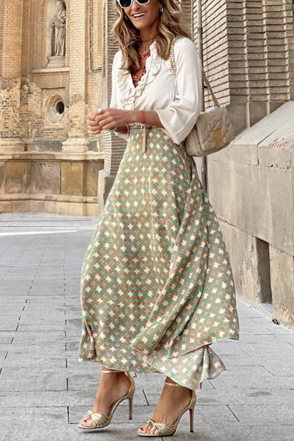 Green patterned high-waisted A-line skirt