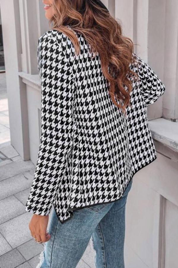 Wide Collar Houndstooth Boucle Blazer