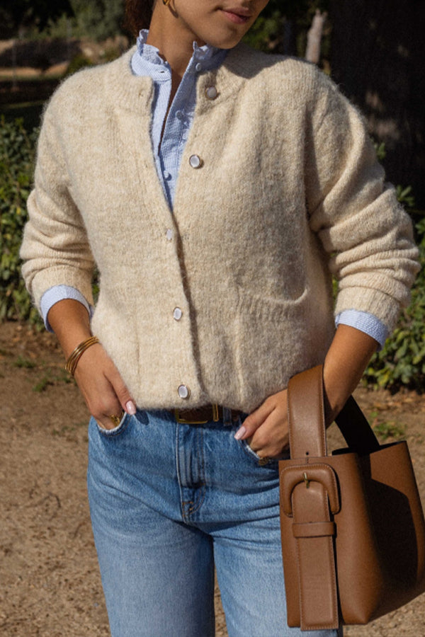 Loose and simple round neck sweater cardigan