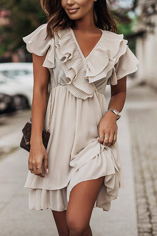 Summer Neckline Pleated V-neck Dress