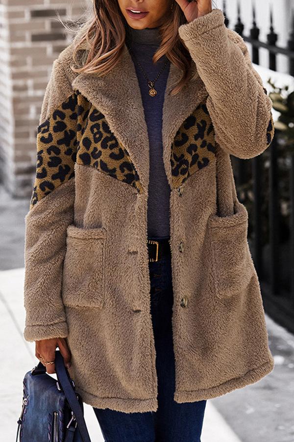 Fashionable Leopard Stitched Plush Jacket